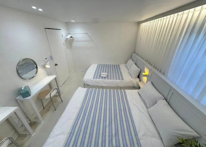 건대입구역 4분, 성수 코코